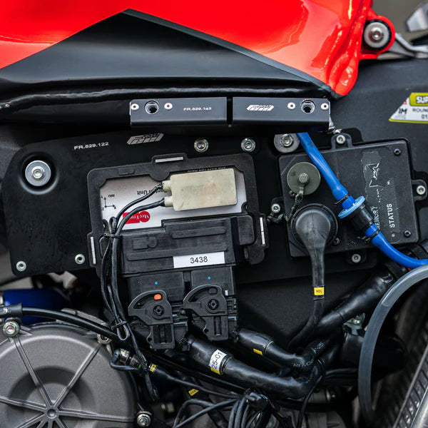 Electrónica- & Soporte de carenado WorldSSP Feel Racing Ducati Panigale V2 955 (20-24) FR.03.KIT 