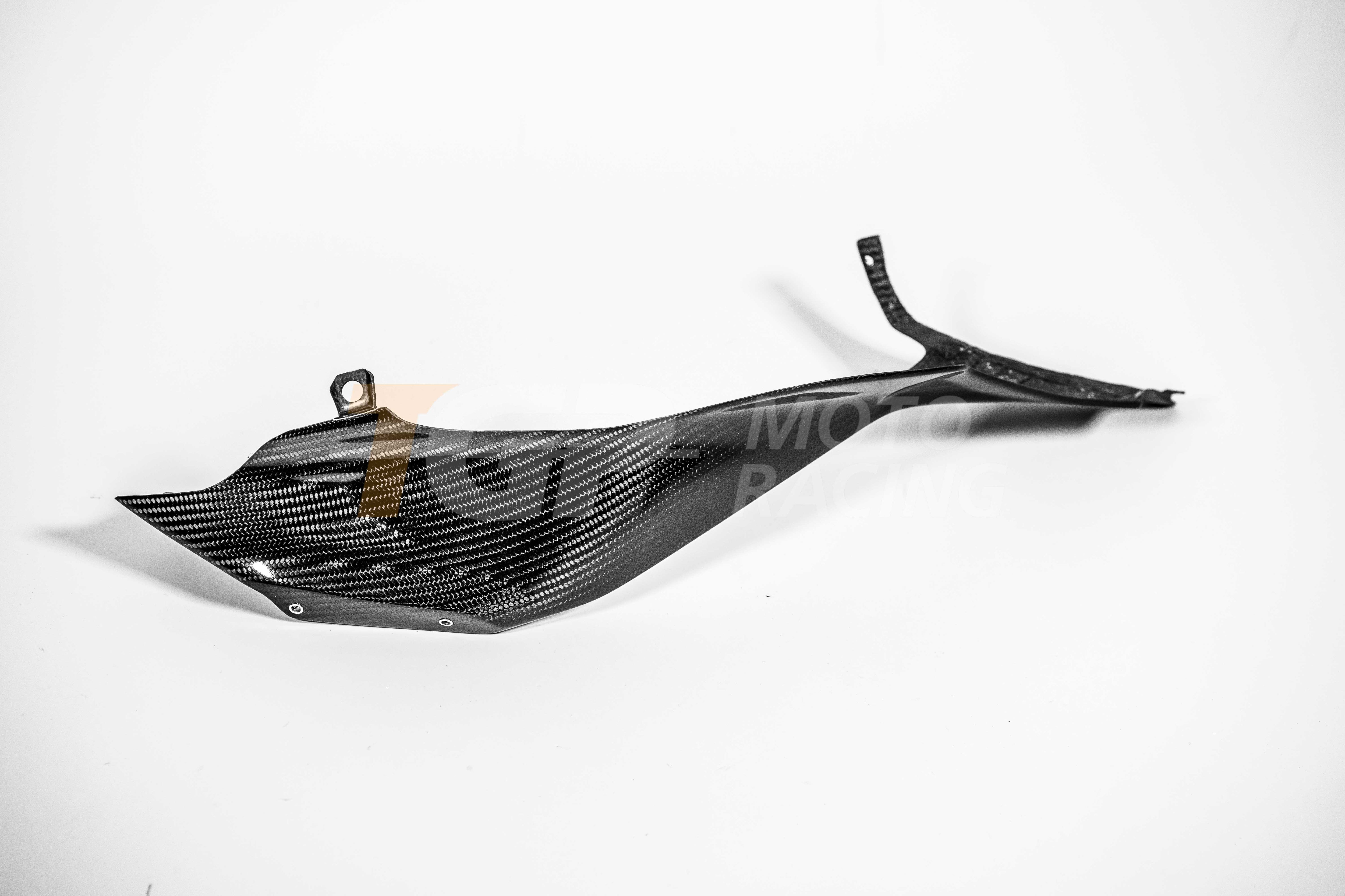 Carenado trasero izquierdo 200 g de carbono AP Carbon Line para Ducati Panigale V4/S/R (25-26) 