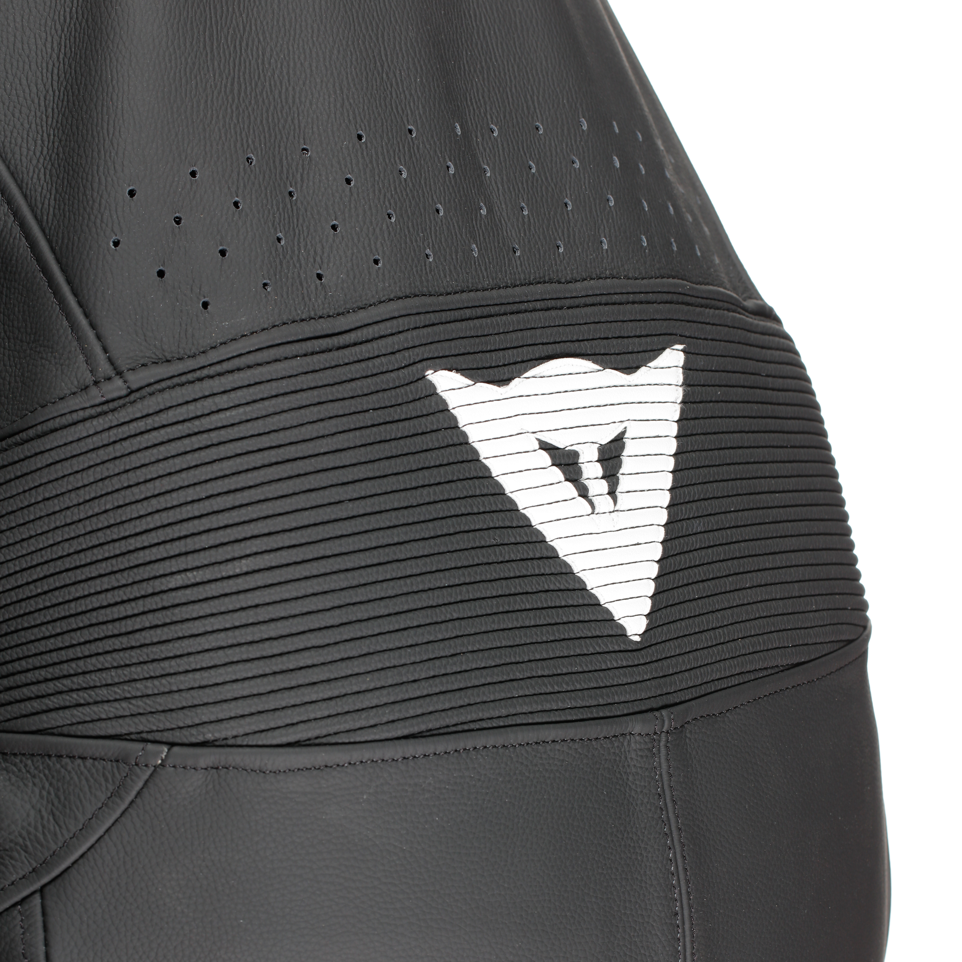 Dainese Laguna Seca 6 Mono de cuero – Traje de competición perforado | Hombre | Negro/Blanco 