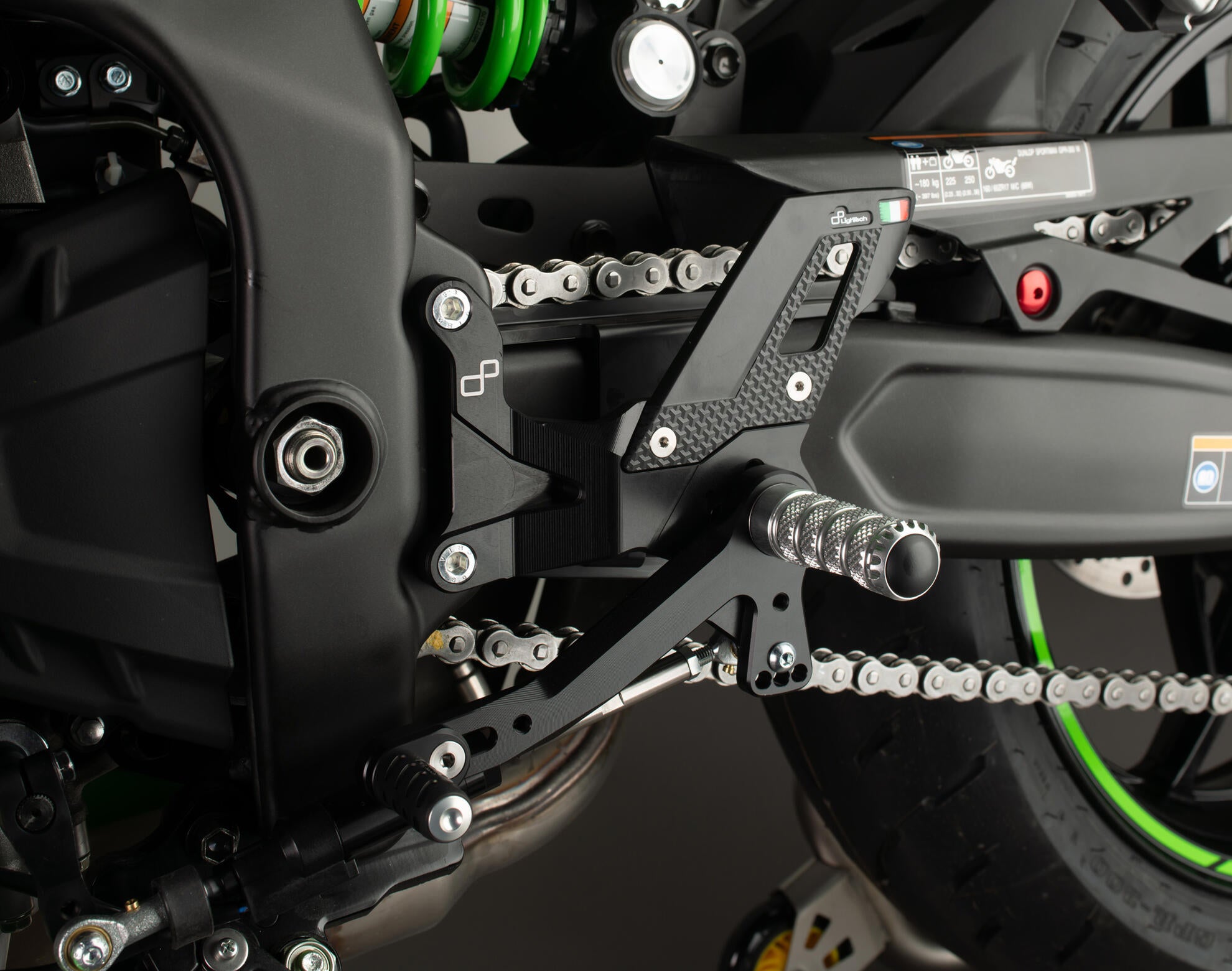 Sistema de frenos Track-Use LighTech Kawasaki ZX-4 RR (23-25) FTRKA014 