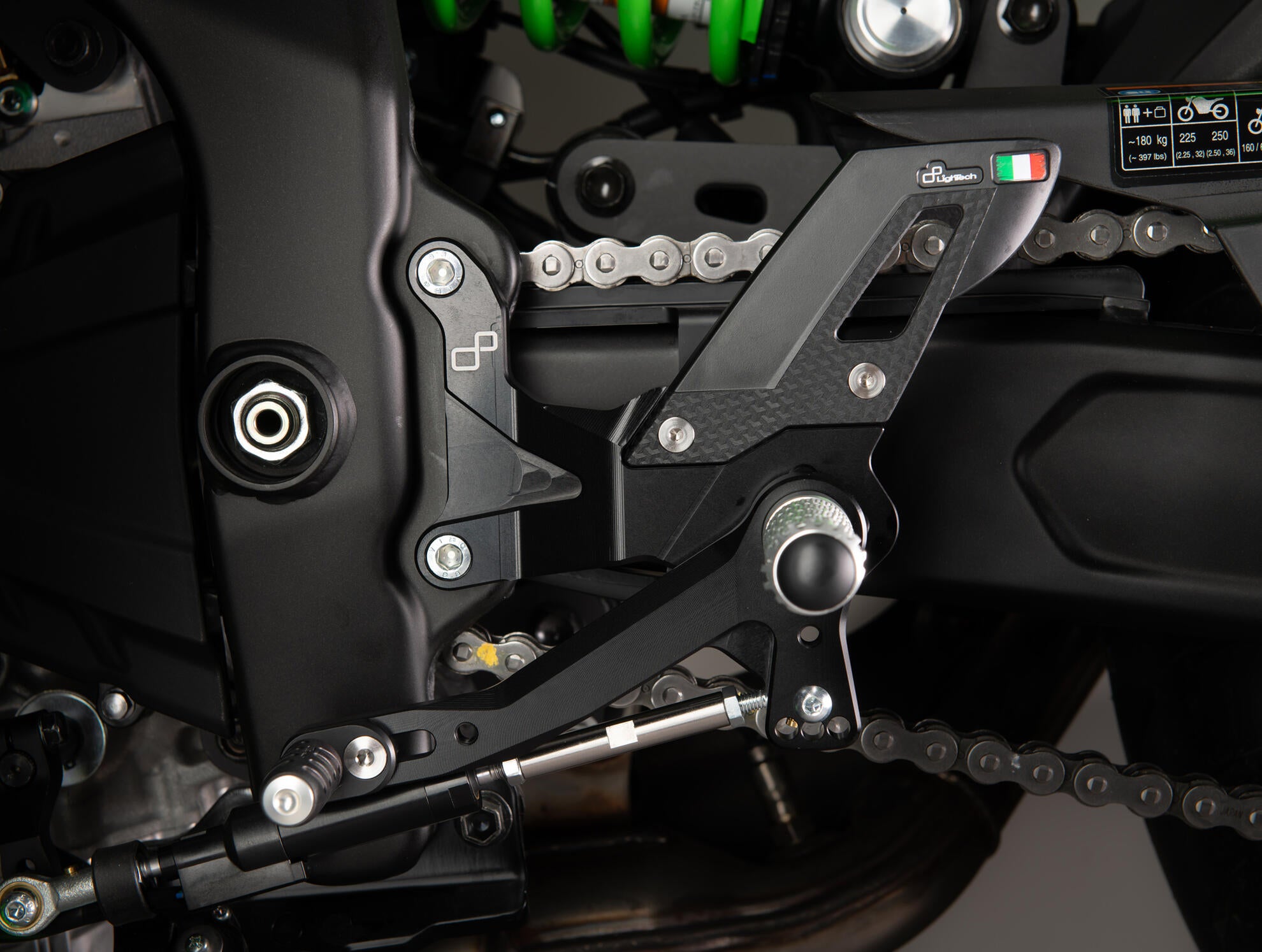 Sistema de frenos Track-Use LighTech Kawasaki ZX-4 RR (23-25) FTRKA014 