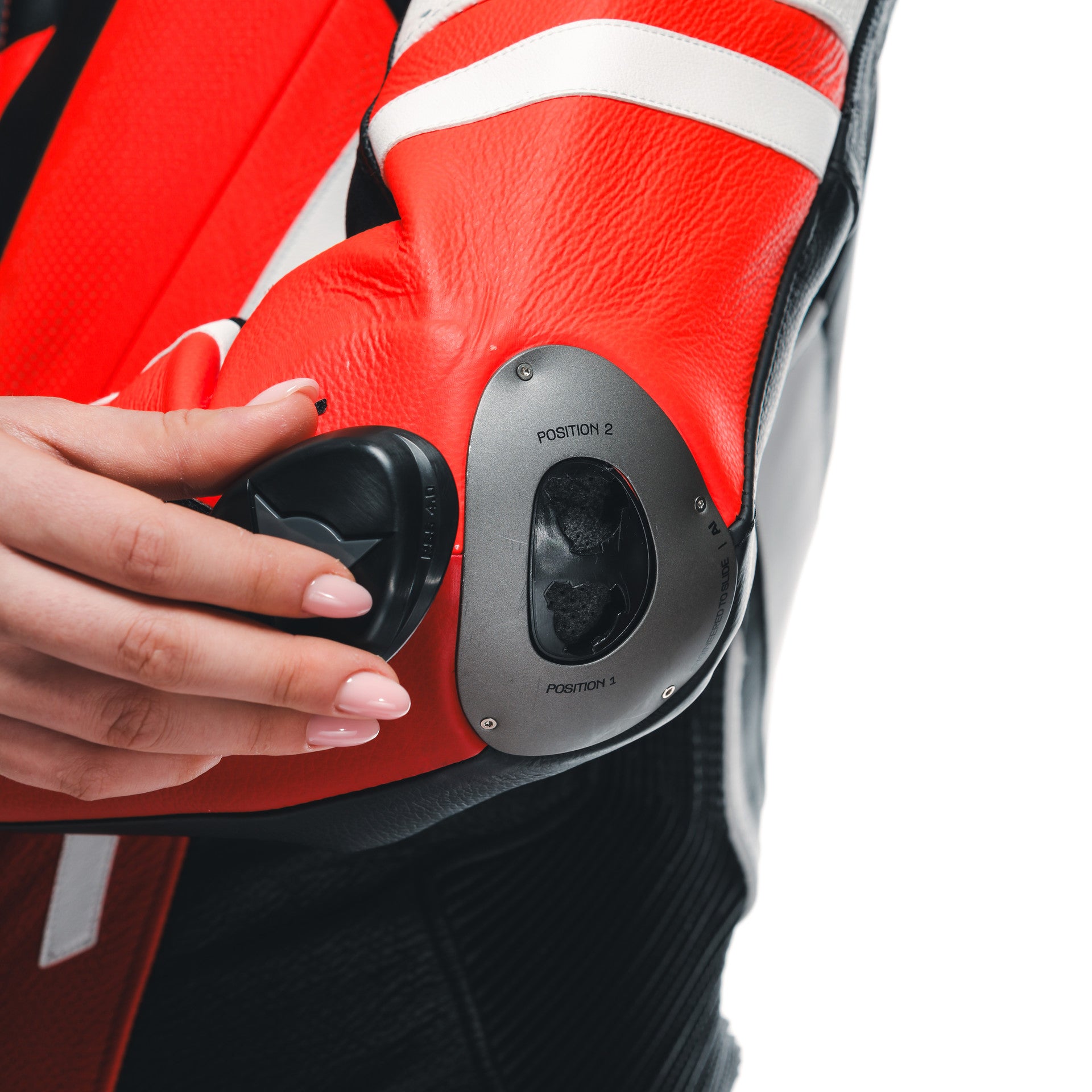 Dainese Misano 3 Lady D-AIR® Mono de cuero – Traje de carrera con airbag perforado | Mujeres | Rojo 