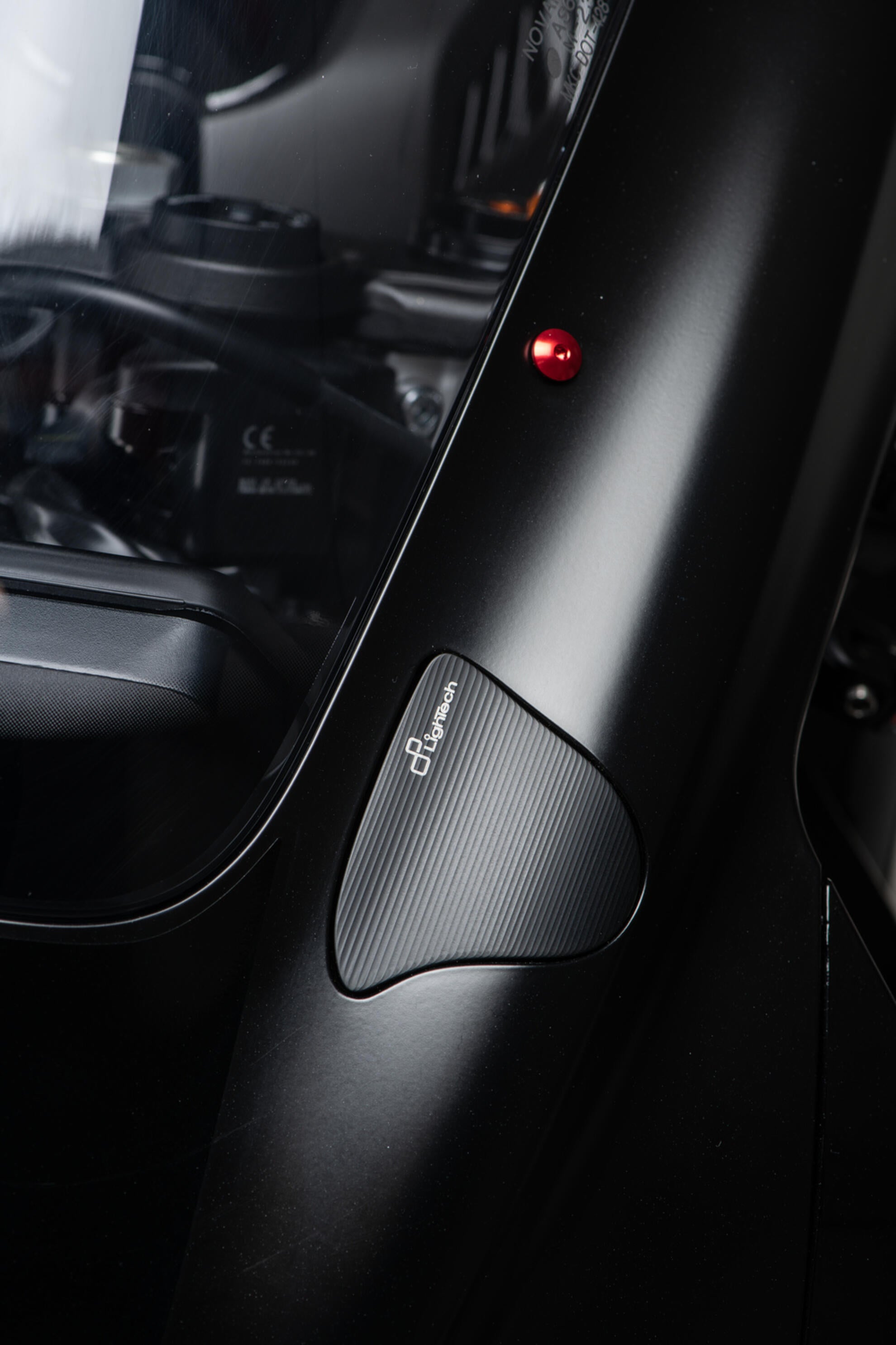 Cubiertas de espejos LighTech Yamaha YZF-R1/M RN65 (20-25) SPE124 