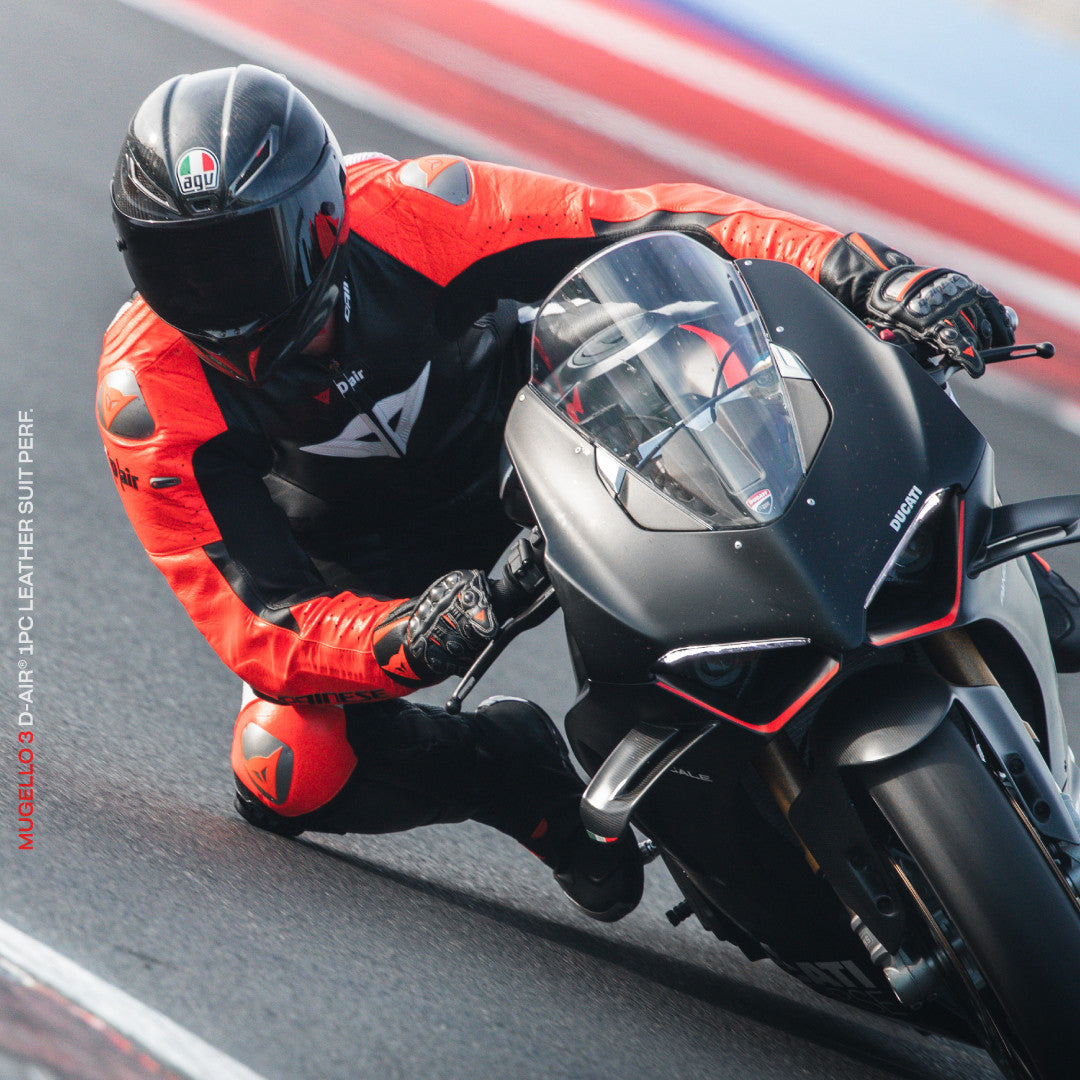 Dainese Mugello 3 D-AIR® Mono de cuero con airbag perforado – Traje de carrera | Hombre | Negro/Rojo 