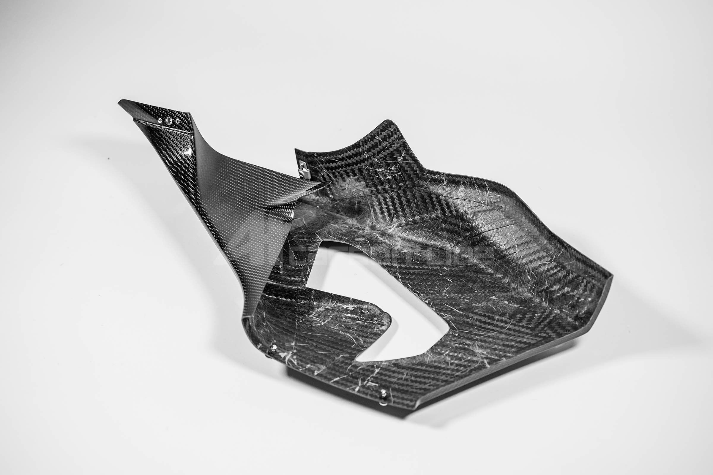 Panel lateral derecho 200g AP Carbon Line Honda CBR 1000 RR-R SC82 (20-23) 