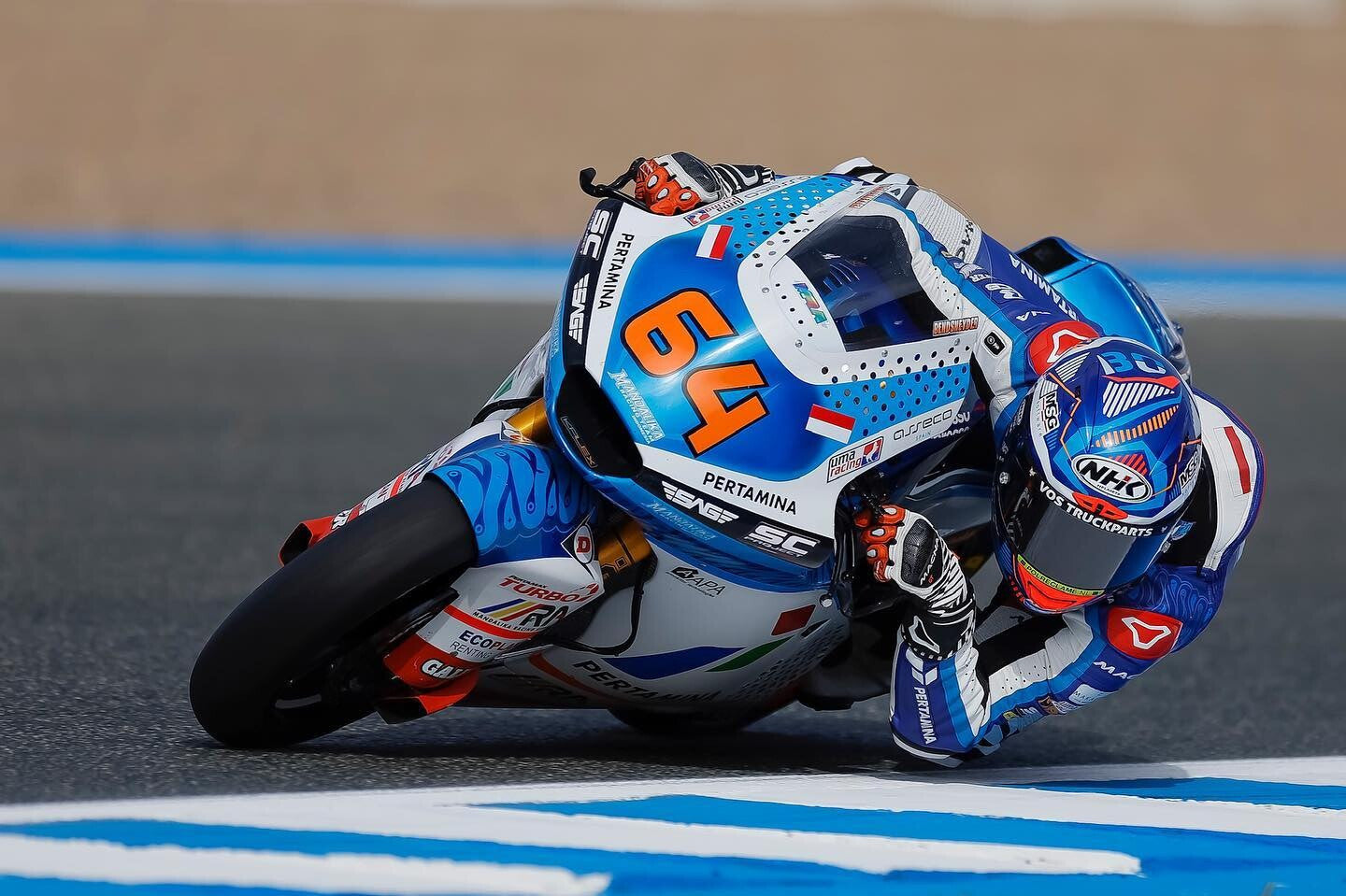 bobendsneyder 2023-04-29T001412.jpeg