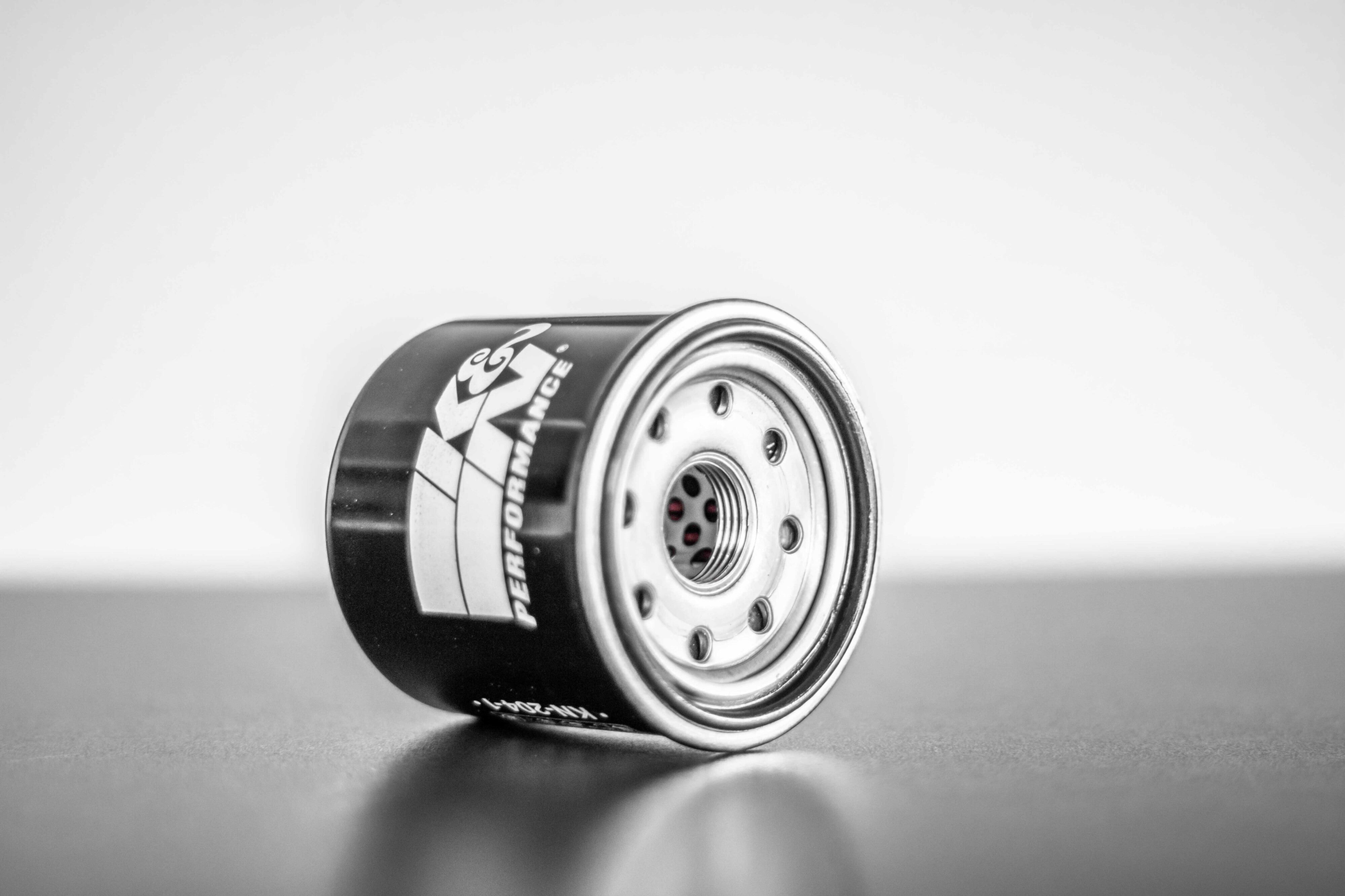 Filtro de aceite K&N Racing para Yamaha YZF-R1/M RN32, RN49 y RN65 (15-25) KN-204-1 