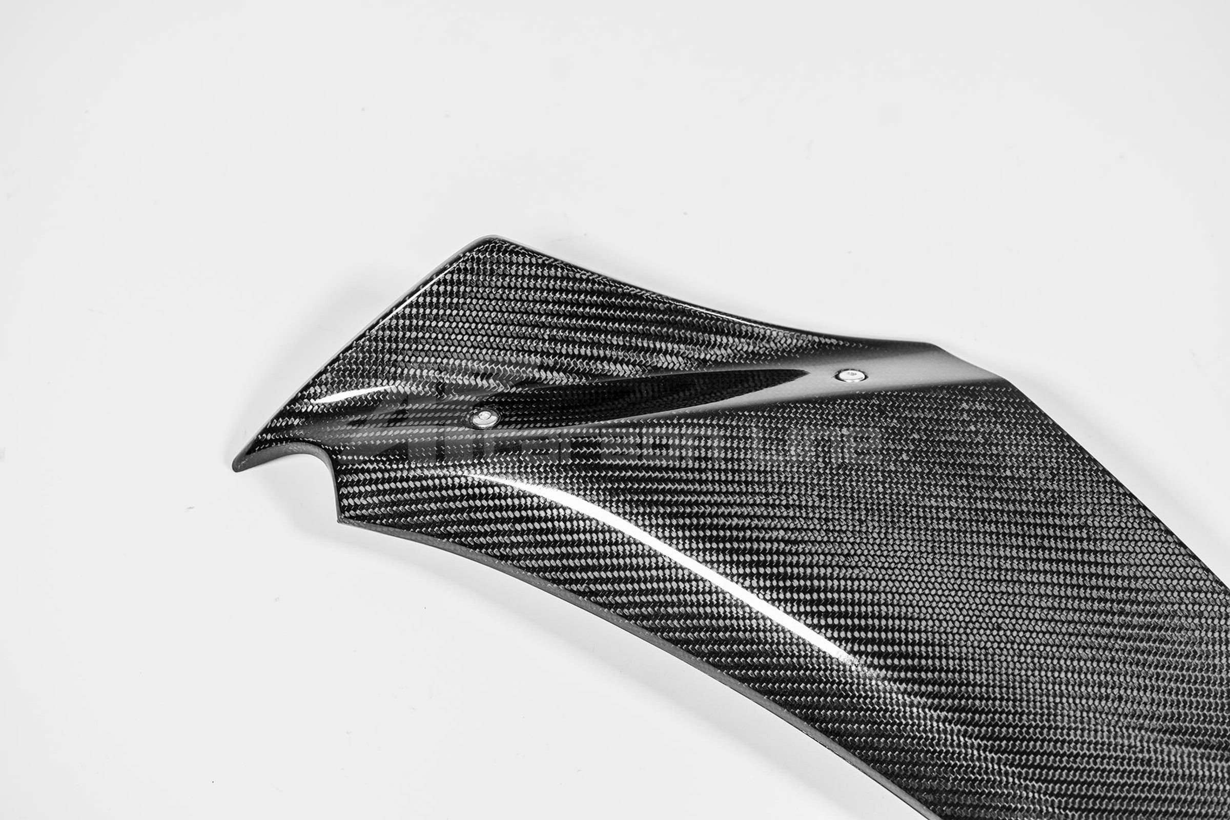 Cubierta lateral izquierda 200 g AP Carbon Line Yamaha YZF-R1/M RN65 (20-26) 