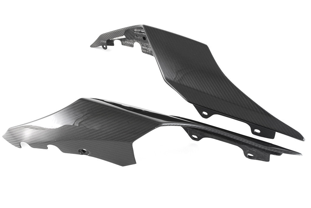 Carenado trasero de carbono Fullsix Yamaha YZF-R1/M RN32, RN49 & RN65 (15-26) 